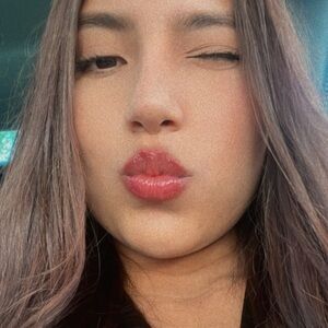 Meet your Posher, Dayana